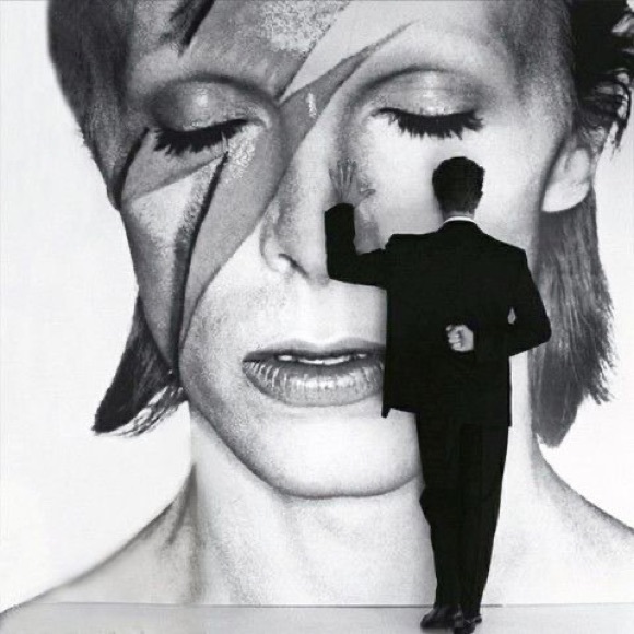 🌟Bowie Bolt Tee X-Large - Picture 14 of 16